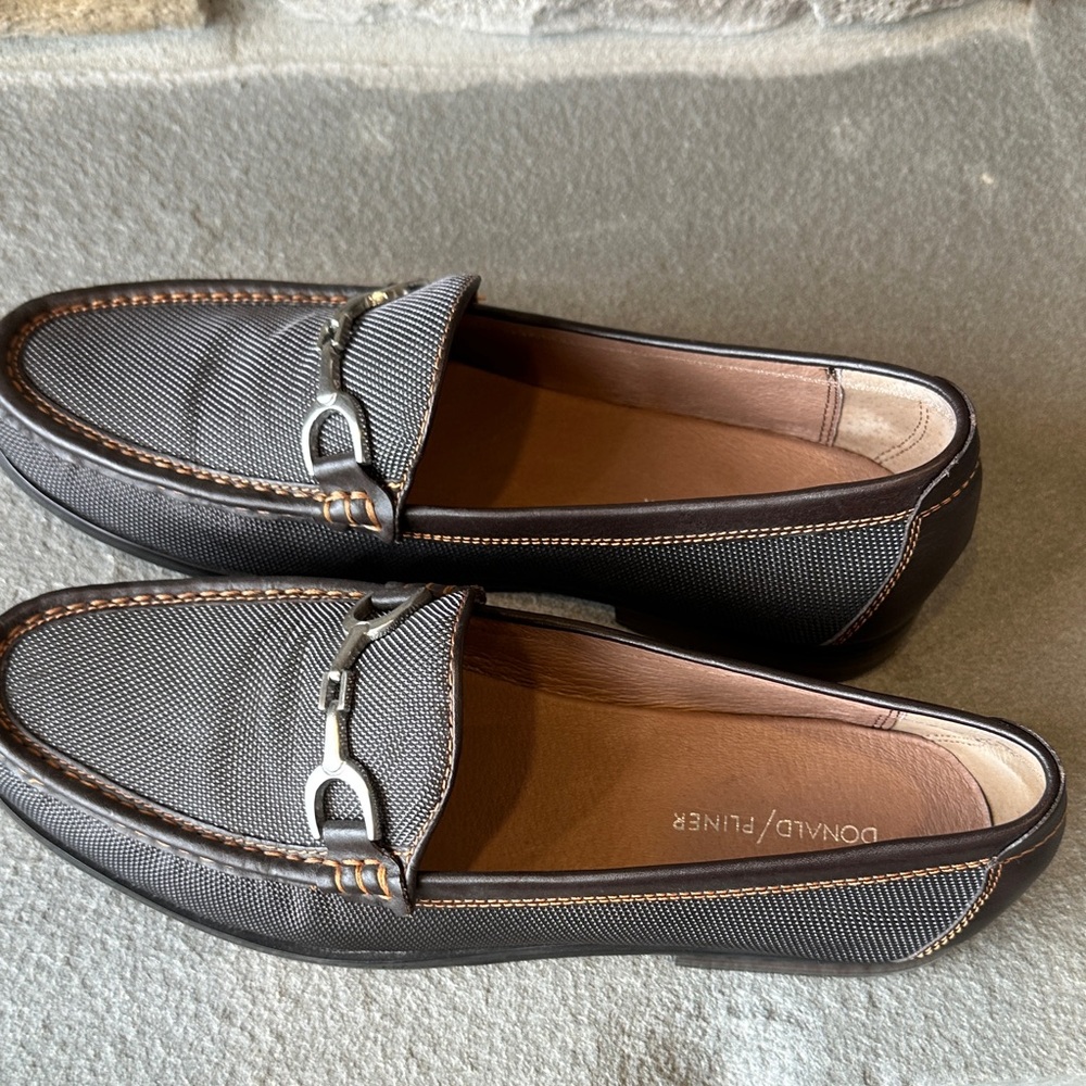 Donald J. Pliner Men's Loafers Size 10M